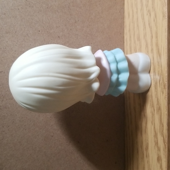 Precious Moments Small Cute Girl Praying Figurine - Picture 3 of 8